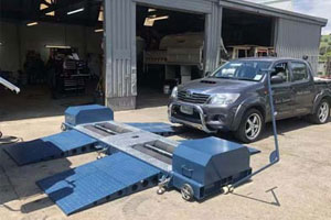 Fitsipika fiasan'ny Car Brake Tester